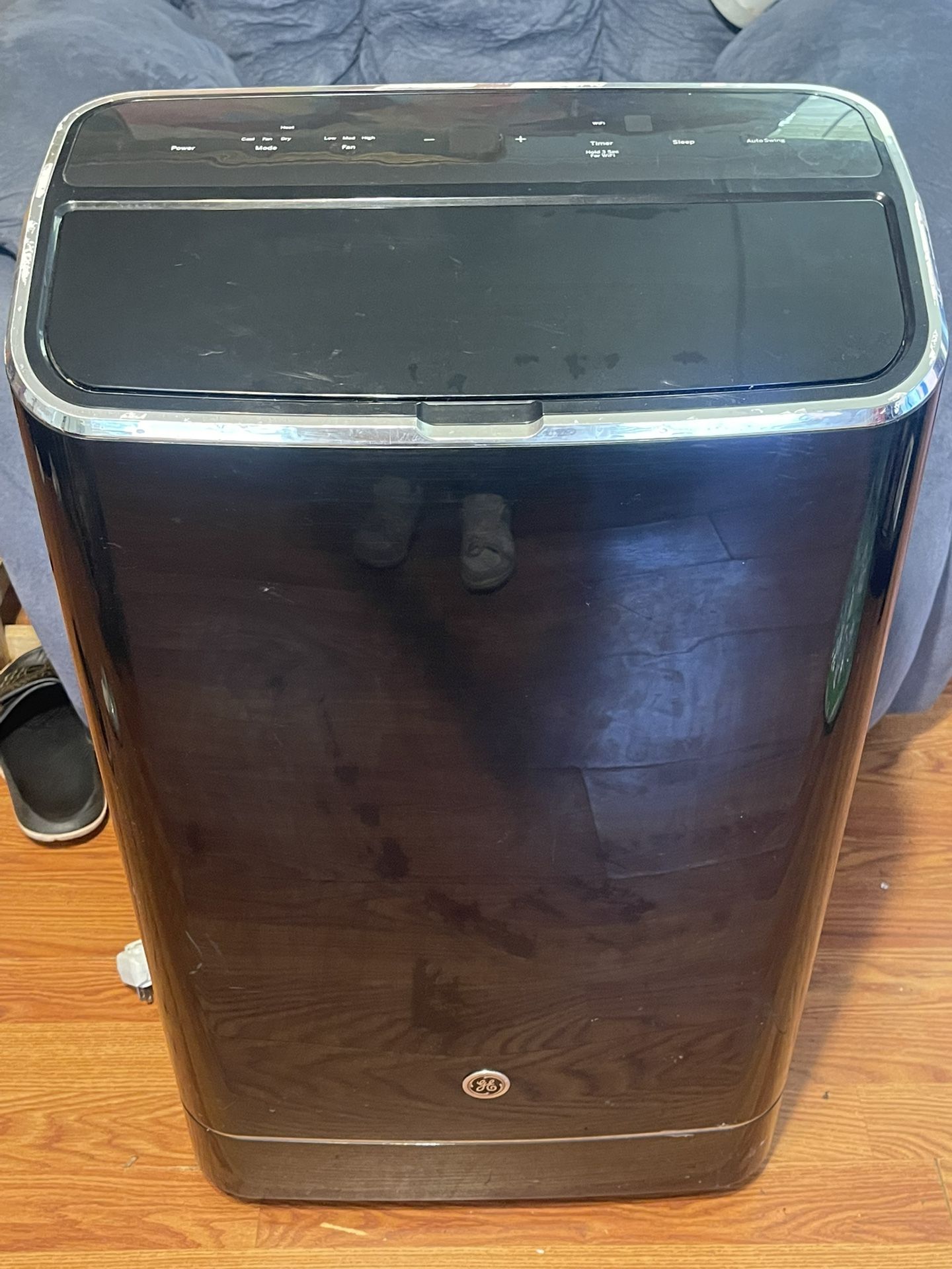 GE Portable Air Conditioner 
