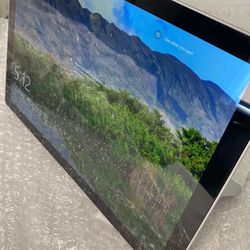 Microsoft Surface Pro 12.3” -7th Generation Intel ICore i5 - Tablet Computer