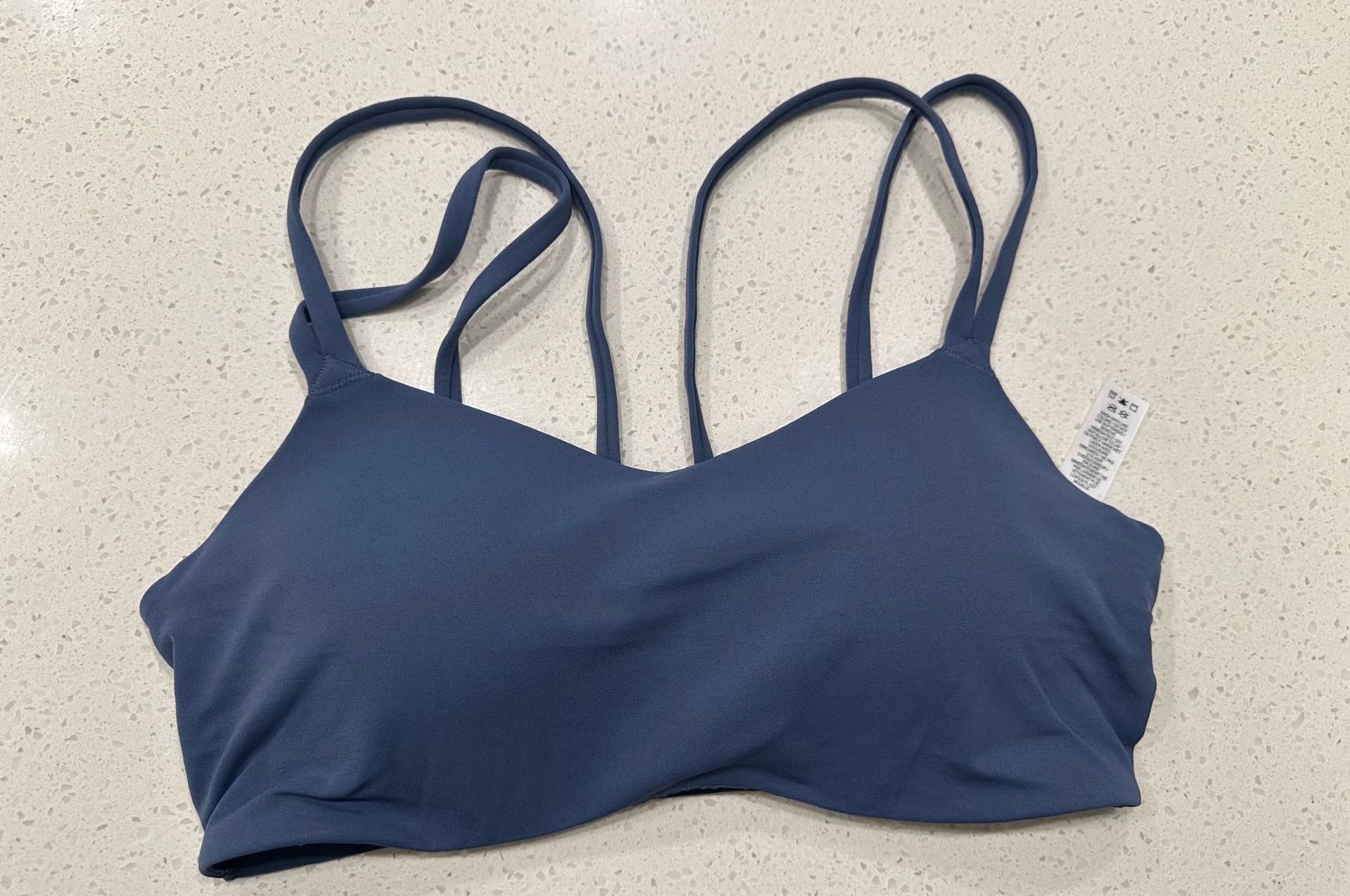 Women’s active clothing