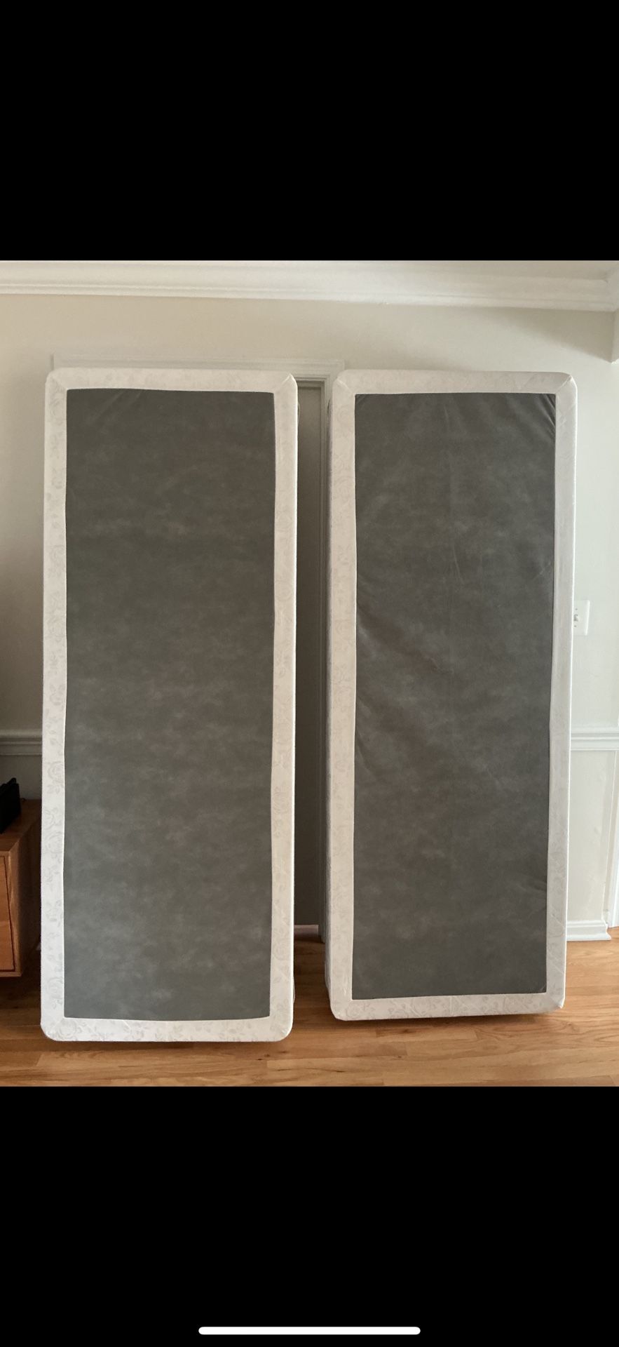 2 Piece Queen Size Box spring 