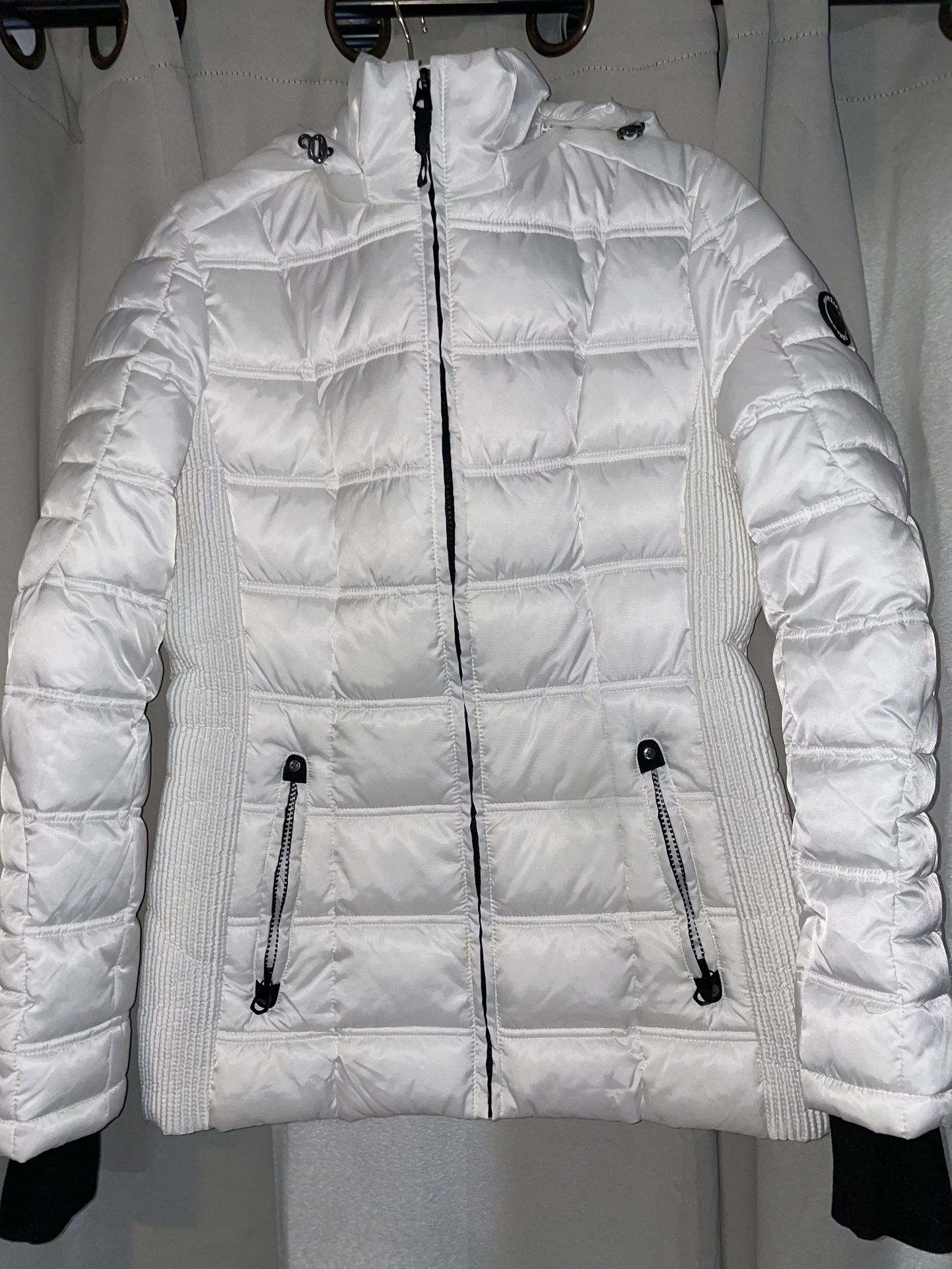 Nautica white puffer jacket size large