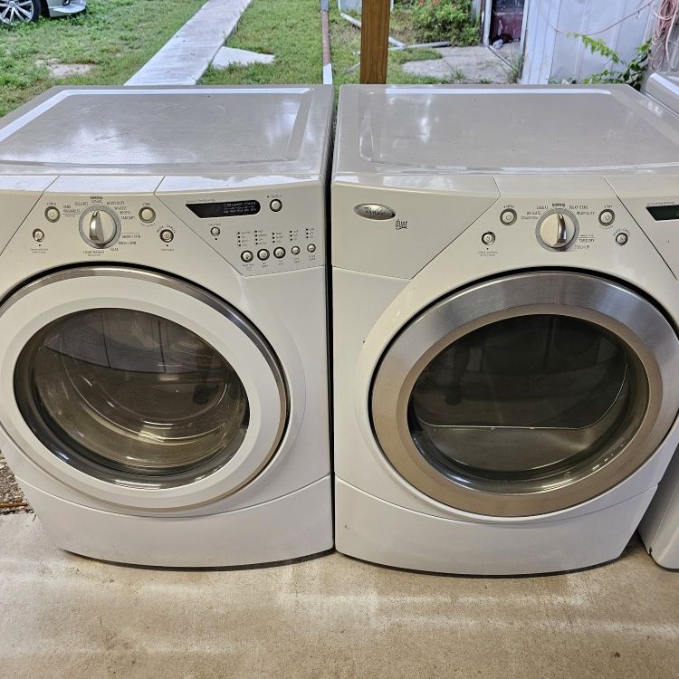 Whirl pool Commercial Duet Washer And Dryer Set