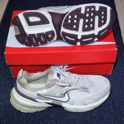 Brand New In Box! Size 6  Womens 2023
Nike V2K Run 'Light Orewood Brown Running Shoes