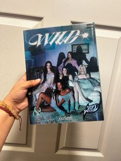 KATSEYE – Wild Album Book