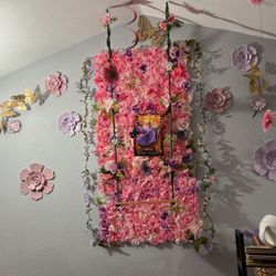 Encanto Isabella Party supplies