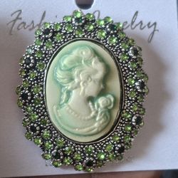 Rhinestone Paved Pointed Cameo Brooch 