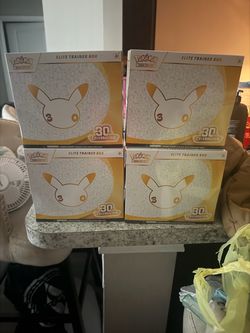 Pokémon 30th Celebration Elite Trainer Box x4