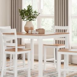 Gesthaven Natural/White Counter Height Dining Table and 4 Barstools (Set of 5)