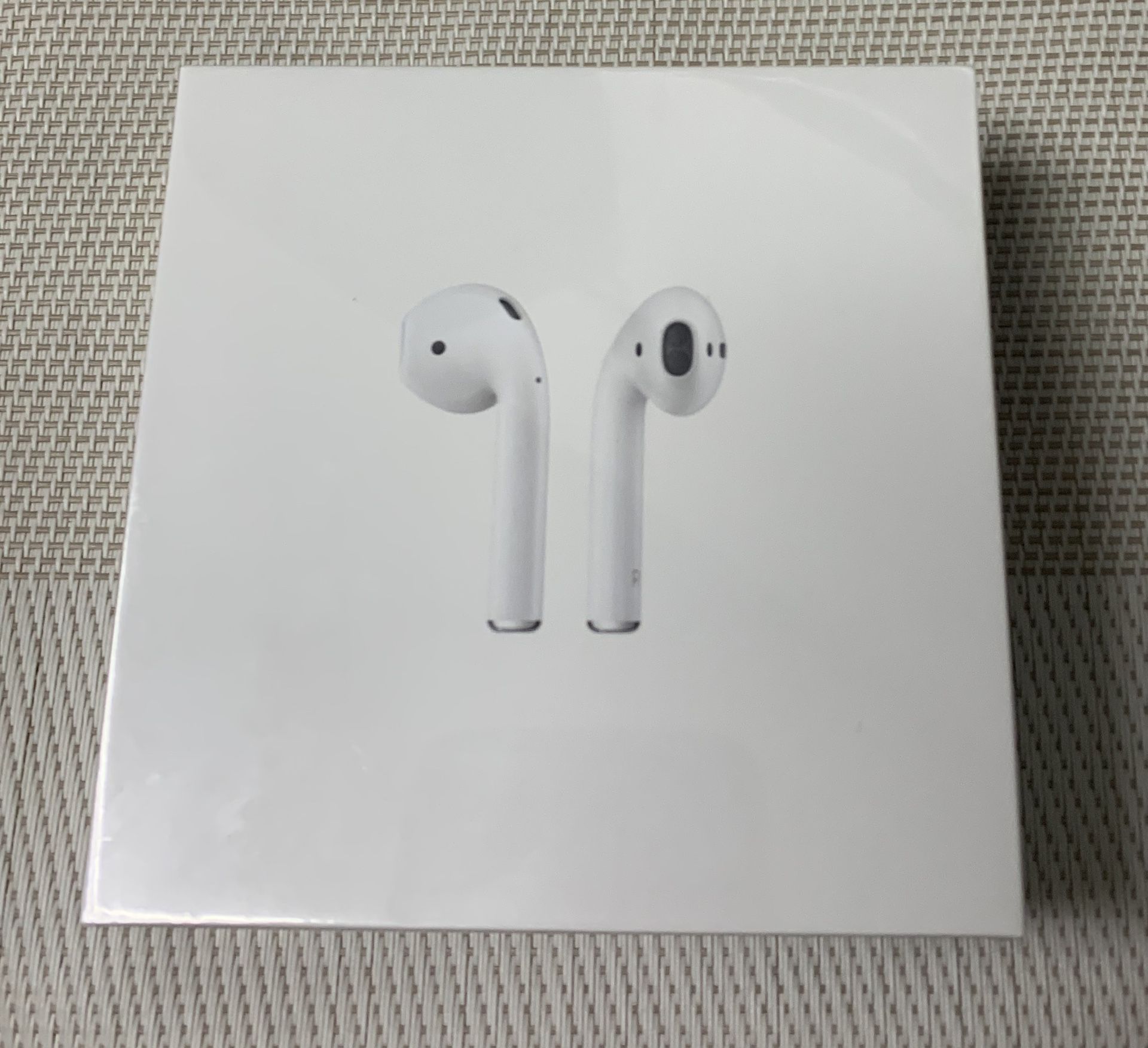 Air pods With charging case