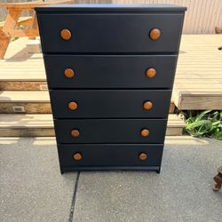 5 Drawer Wood Dresser 