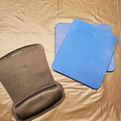 3 Mouse Pads