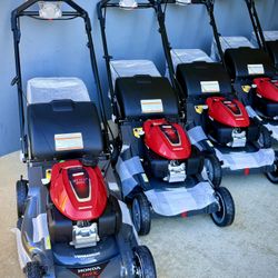 Brand new Honda 21 in. Nexite Variable Speed 4-in-1 Gas Walk Behind Self-Propelled Mower with Select Drive Control.  Model # HRX217K6VKAD