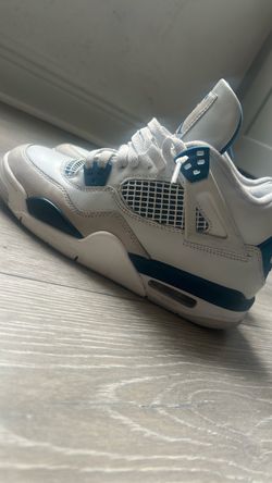 Jordan 4