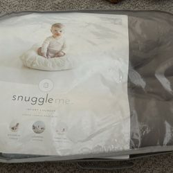 Snuggle And Boppy 