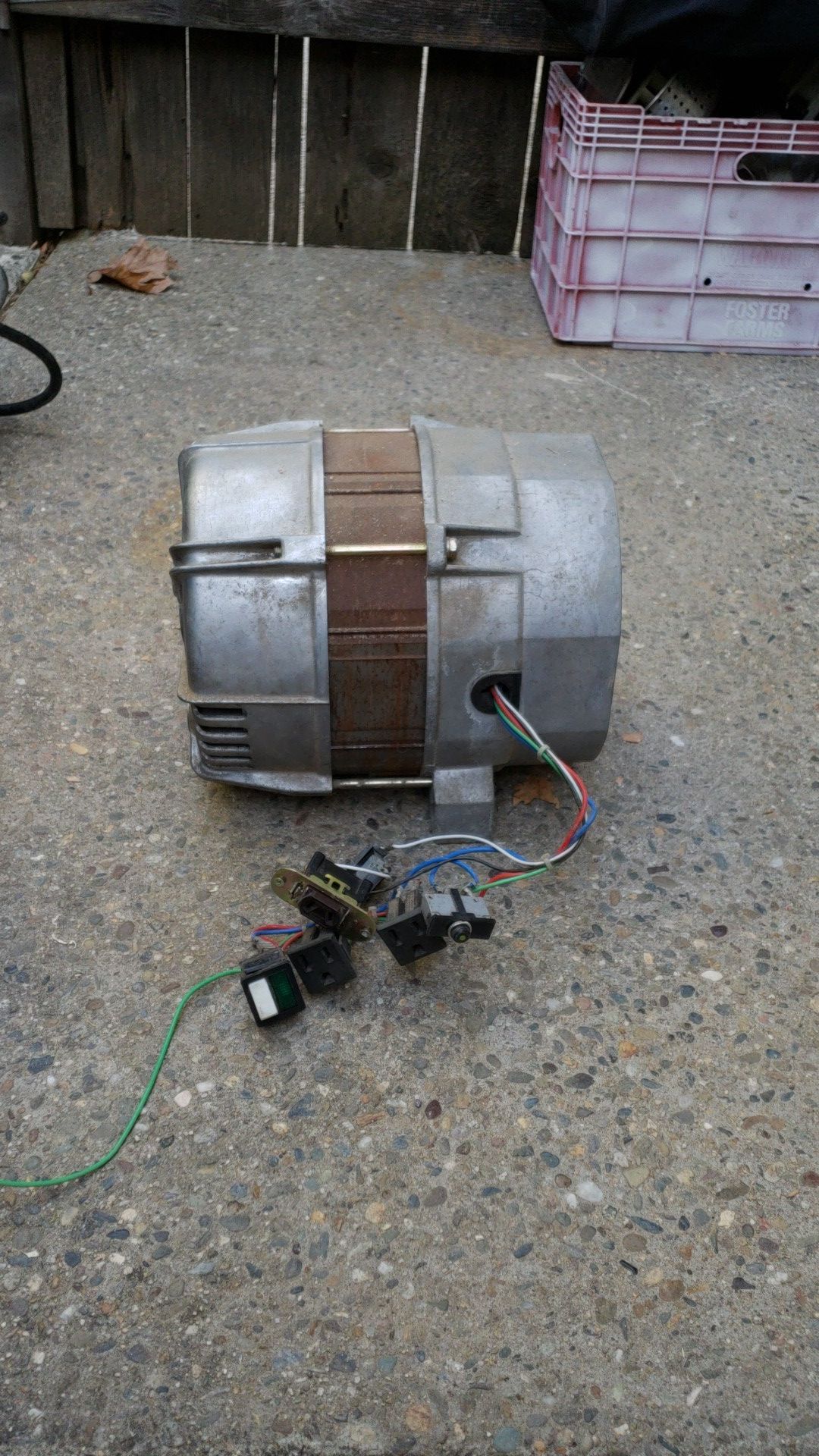 Generator winding/ beaker & receptacles