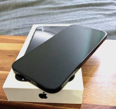 Apple iPhone 16 Unlocked