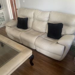 selling leather couch and leather coffee table 