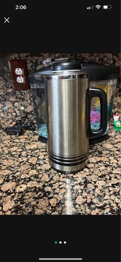 Stainless steel tea dispenser