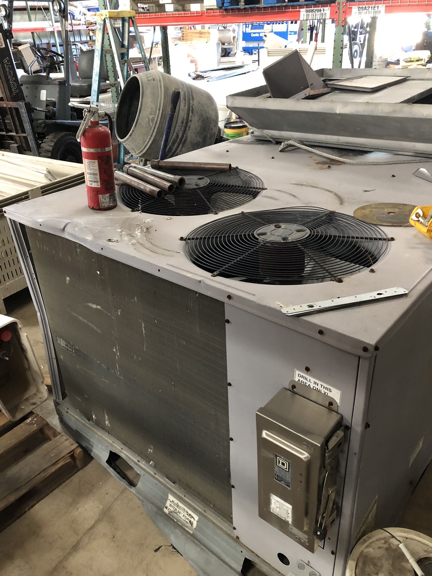 Carrier 7 1/2 ton package A/C unit, 460