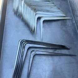 Stanley & Everbilt Shelf Brackets