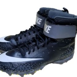 Nike Savage Shark Cleats