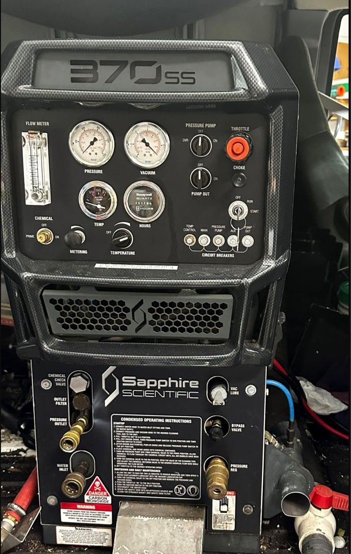 Carpet Cleaning machine