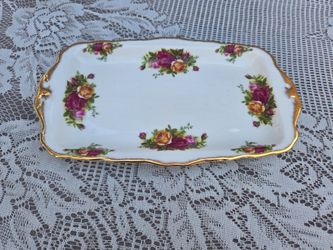 Royal Albert Old Country Rose rectangular tray