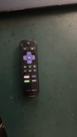 Sharp Tv w/ remote