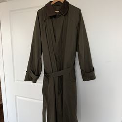 London Fog Towne Trench Coat 44 Long (Belted)
