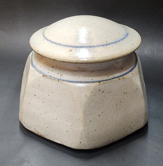 Paul Epple Studio Pottery Heptagon Vessel With Lid