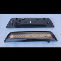 16-23 Toyota Tacoma LED Strobe 3rd Brake Light/3ra Luce Del Freno