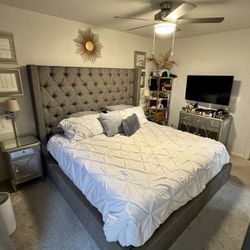 King Size Tufted Bed, Mirrored Nightstands & Mirrored Dresser