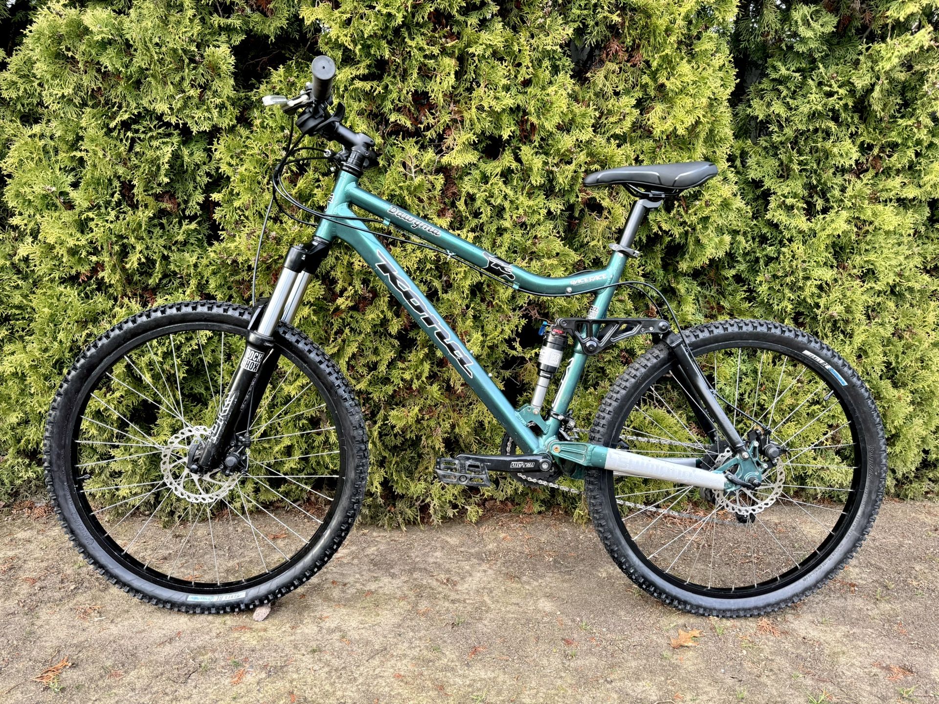 Large Kona FSR Mtn Bike