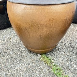 Big Ceramic Pot - Brown