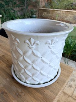 White Ceramic Planter with Saucer
