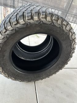 Bf GoodRich 35 2 Tires