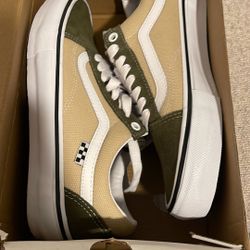 Brand New Size 7.5 Men 