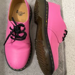 Dr Marten Boots 