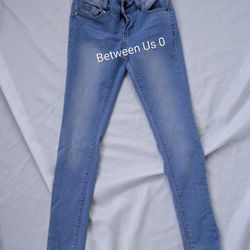 New Womens Between Us Denim Light Blue Jeans Size 0. 82% Cotton. 15% Polyester, 3% Spandex. 