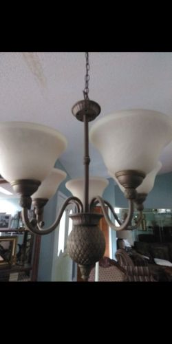 5 lights chandelier