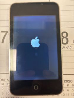8GB Apple iPod Touch (2nd Gen)