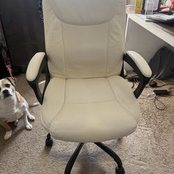 Computer chair