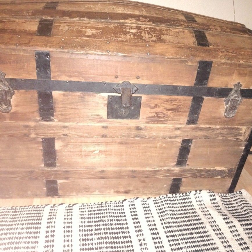 Antique Steamer Trunk