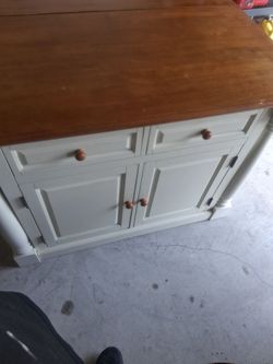 Kitchen Island with two chairs