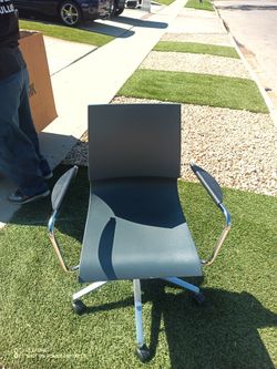 Class Room Or Office Chairs