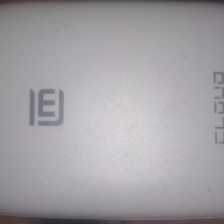 Cloud Mobile Sky M1- 4G LTE Wi-Fi hotspot (MiFi) 