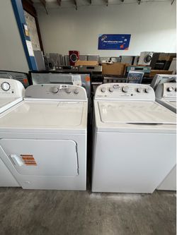 Whirlpool set washer and dryer