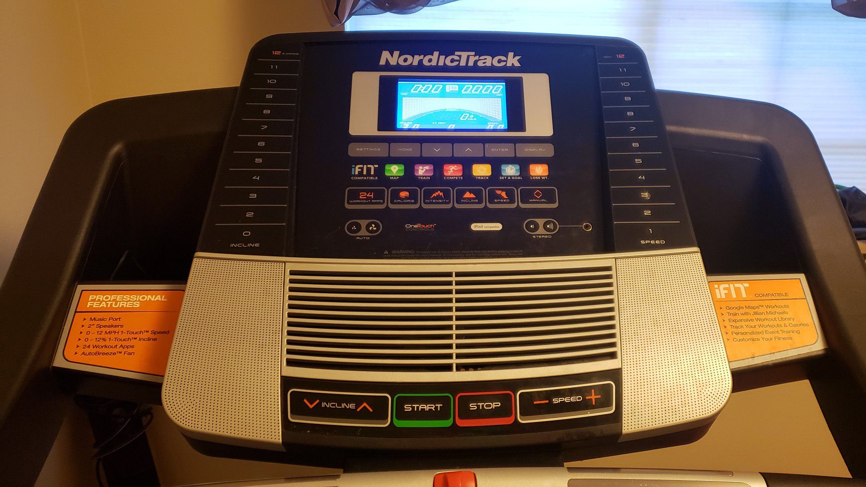 NordicTrack C700 iFit Treadmill