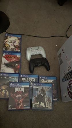Sony PlayStation 5 Console with 2 controllers +  Acer monitor