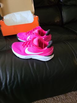 Kids Pink Nike (sz. 12C)